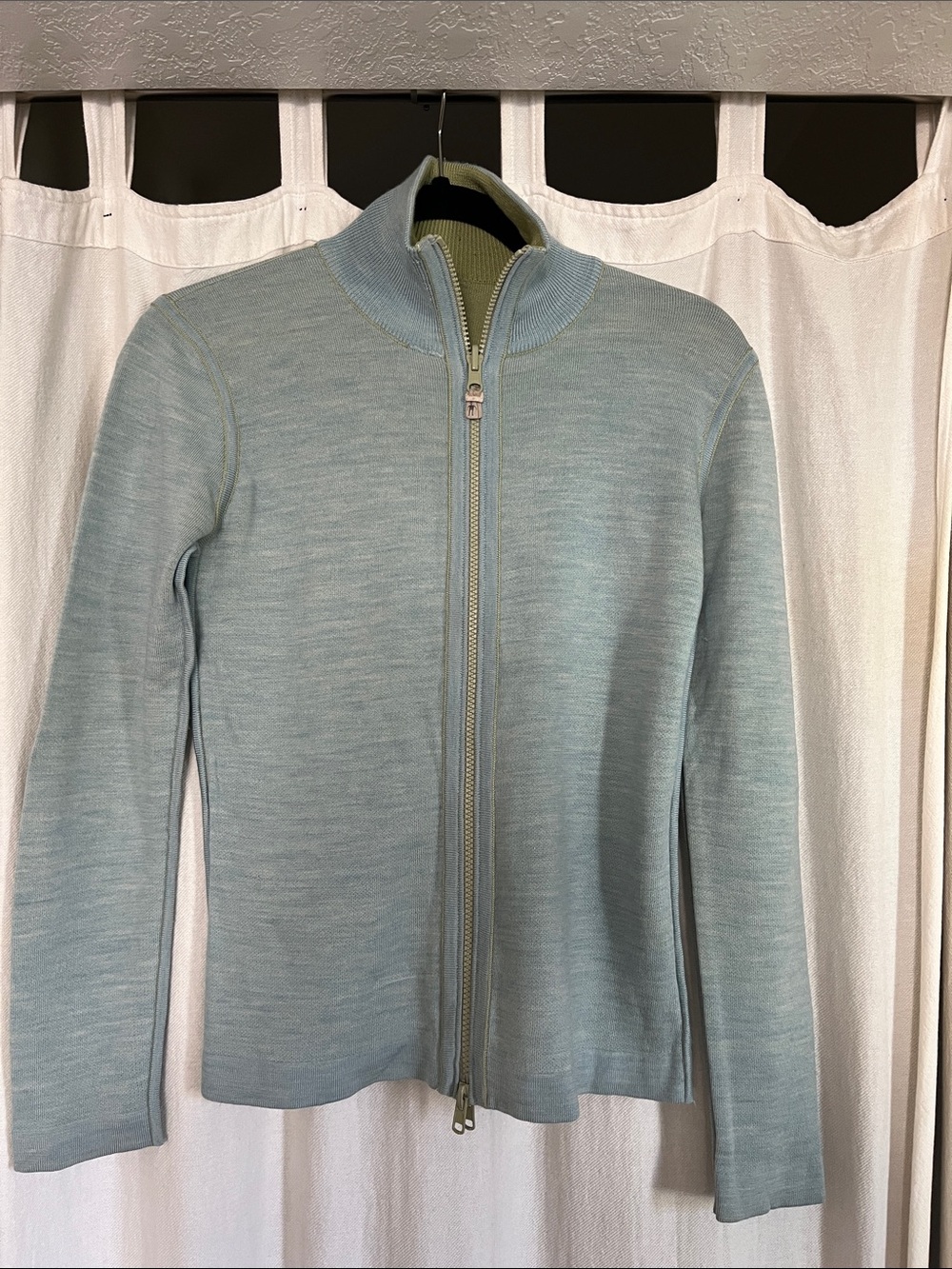Smartwool Women's Light Blue Full-Zip Merino Sweater